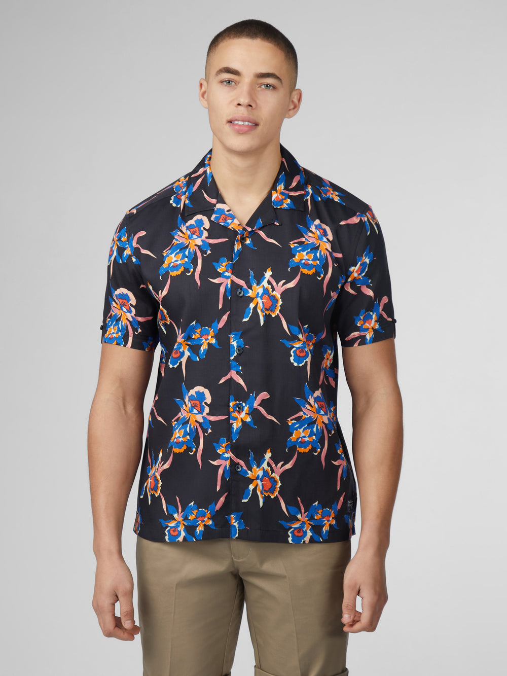 Ben Sherman Signature Botanical Print Shirts Black | DYKL24317